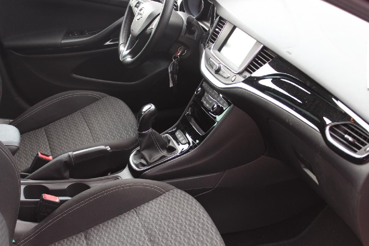 Fahrzeugabbildung Opel Astra K Lim. 5-trg. Active