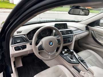 BMW 320 - 12