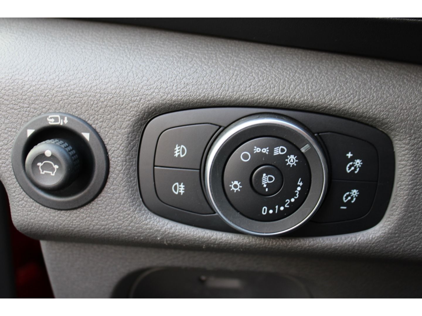 Fahrzeugabbildung Ford Transit 350L4 Kasten DoKa Trend StHZg AHK RFK GR