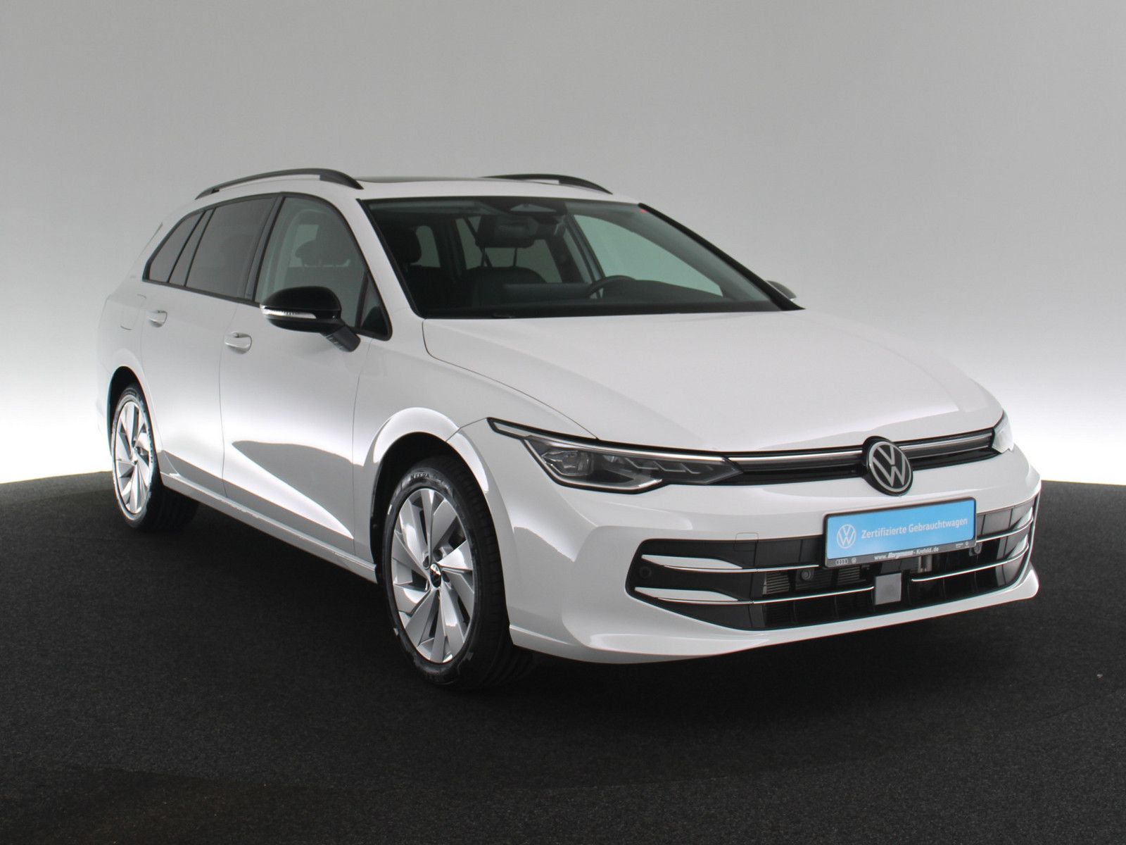 Volkswagen Golf VIII 1.5 eTSI Energy MATRIX-LED PANO ACC foto 3