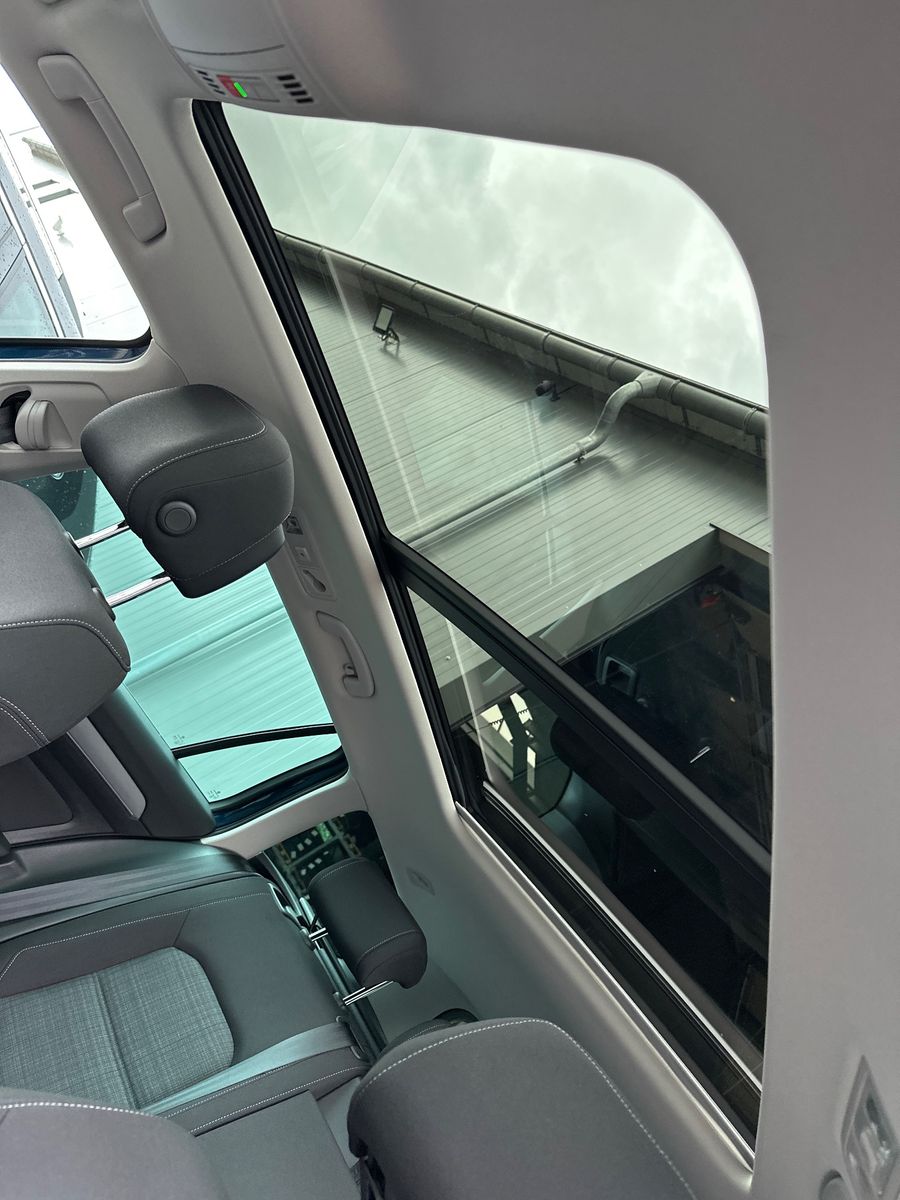 Fahrzeugabbildung Volkswagen Passat Variant 2.0 TDI DSG Business NAV+LED+PANO