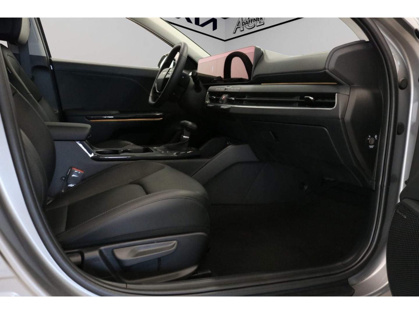 Fahrzeugabbildung Kia K4 1.6 T-GDI 110 kW Spirit Navi Digitales Cockpi
