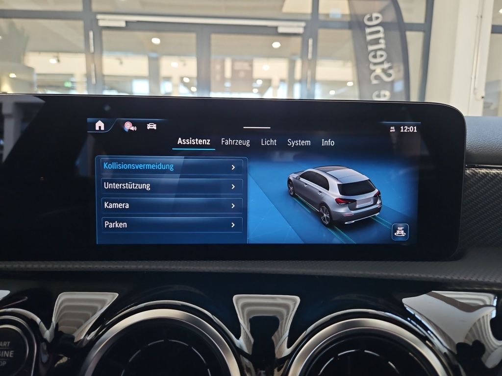 Fahrzeugabbildung Mercedes-Benz A 200 Progressive Navi LED SHZ SpurH KAM DAB