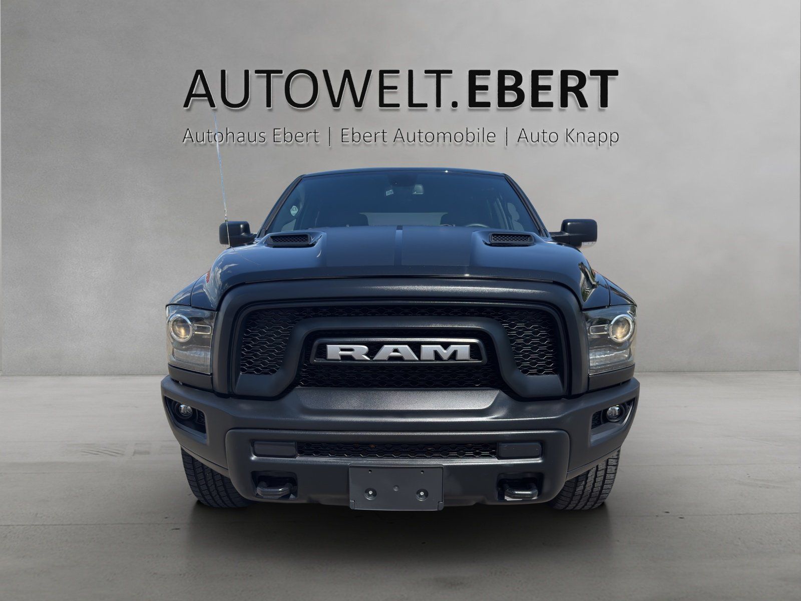 Fahrzeugabbildung Dodge RAM 1500 Crew Cab Warlock BLACK LED/AHK 5.7 V8