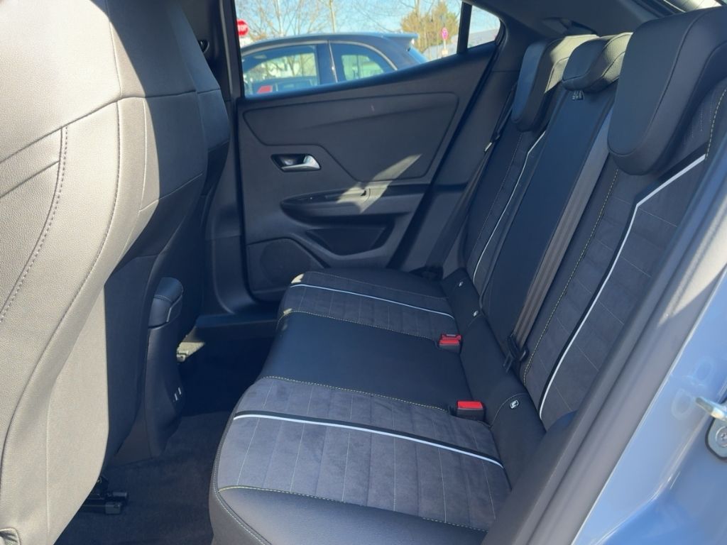 Fahrzeugabbildung Opel Mokka GSE, LHZ, SHZ, Navi, SONDERMODELL