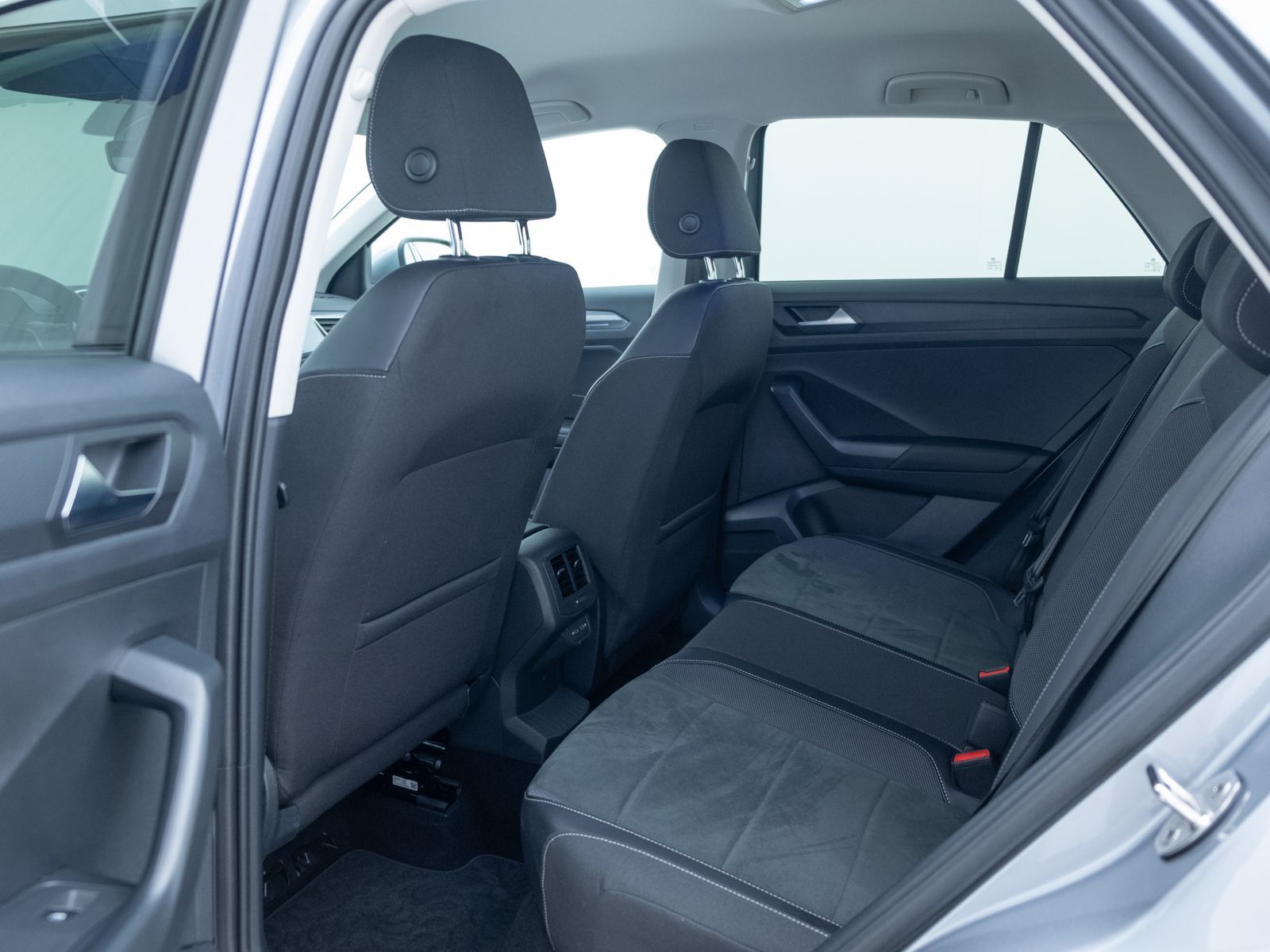 Volkswagen T-Roc - Bild 19