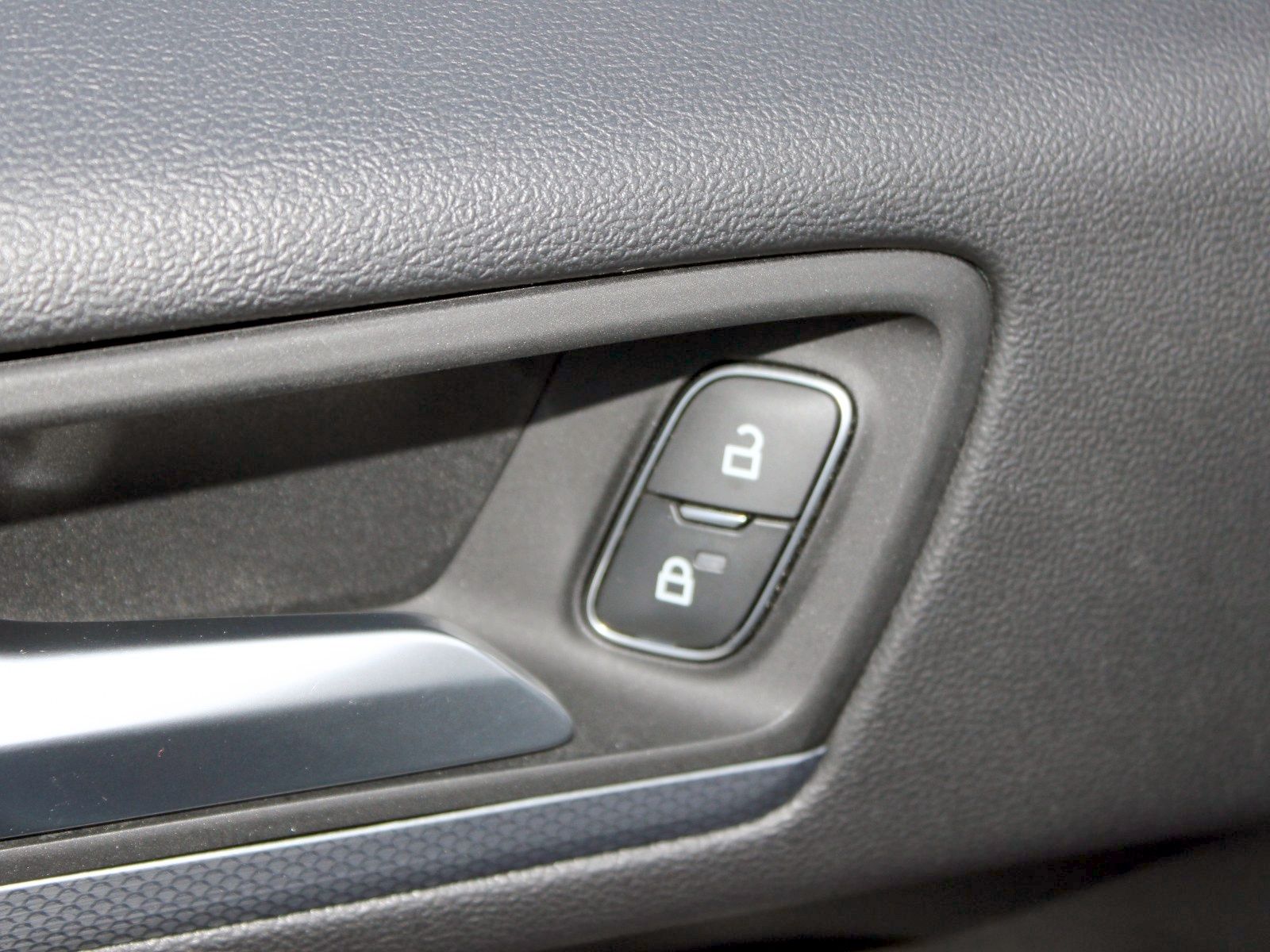Fahrzeugabbildung Ford Focus Active 1,5 EcoBoost Start/Stopp