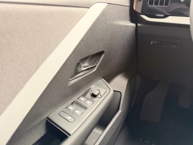 Fahrzeugabbildung Opel Astra L Edition 130PS Kamera/Navi/LED!