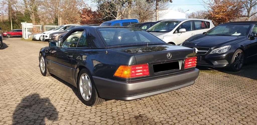 Mercedes-Benz SL 300
