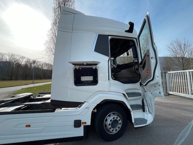 Fahrzeugabbildung DAF XG 480 FT
