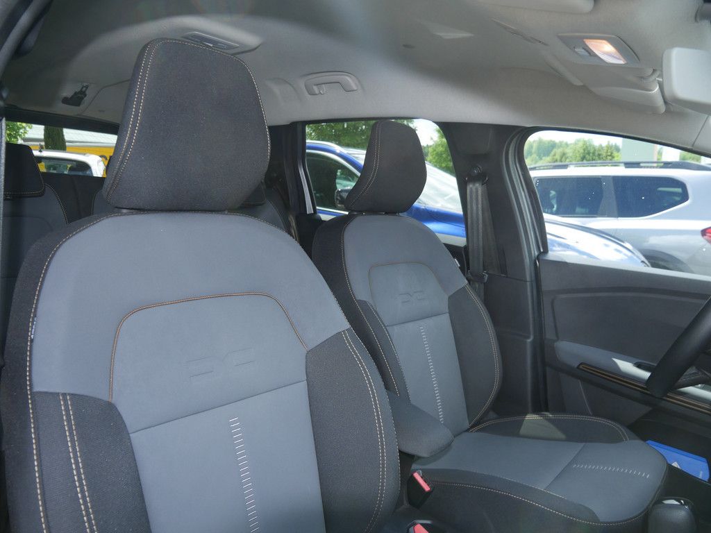 Fahrzeugabbildung Dacia Jogger Extreme HYBRID 140