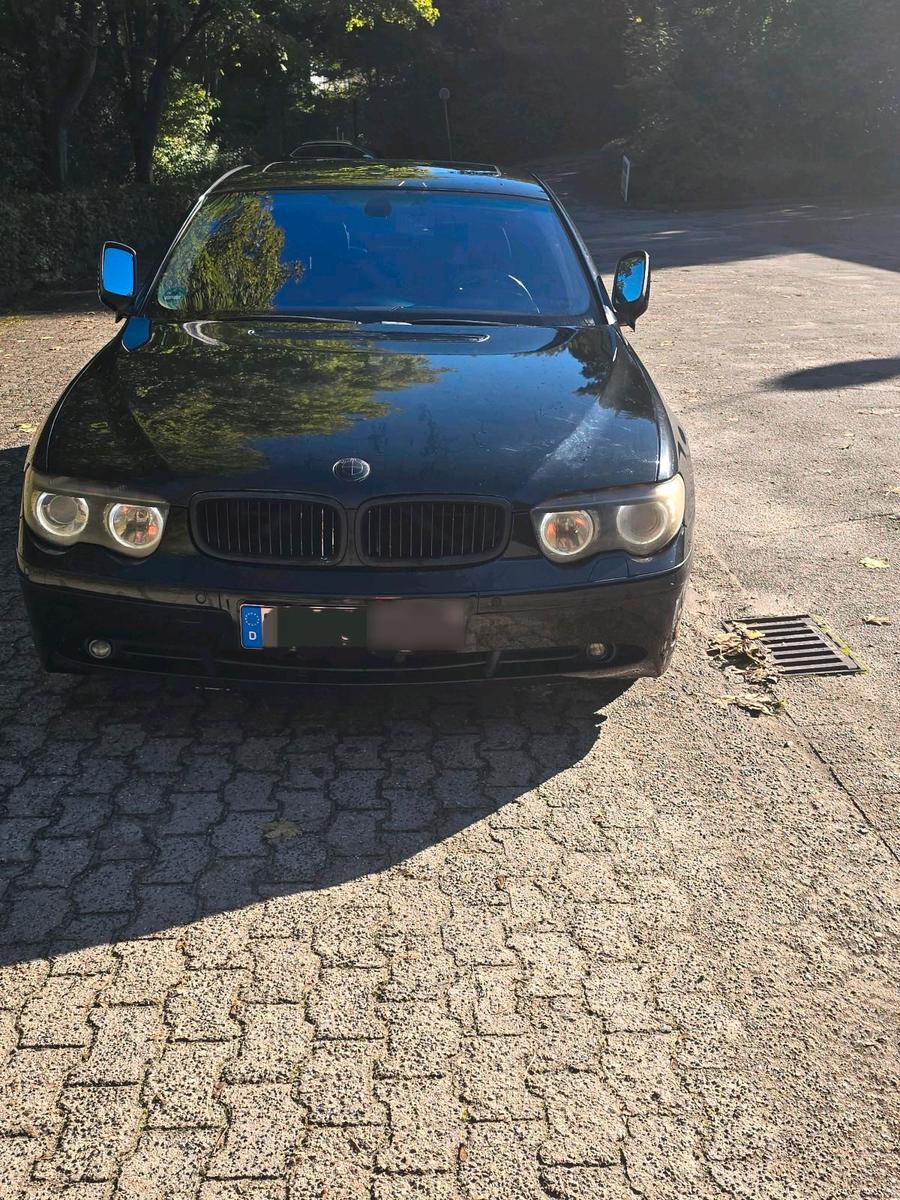 BMW 735