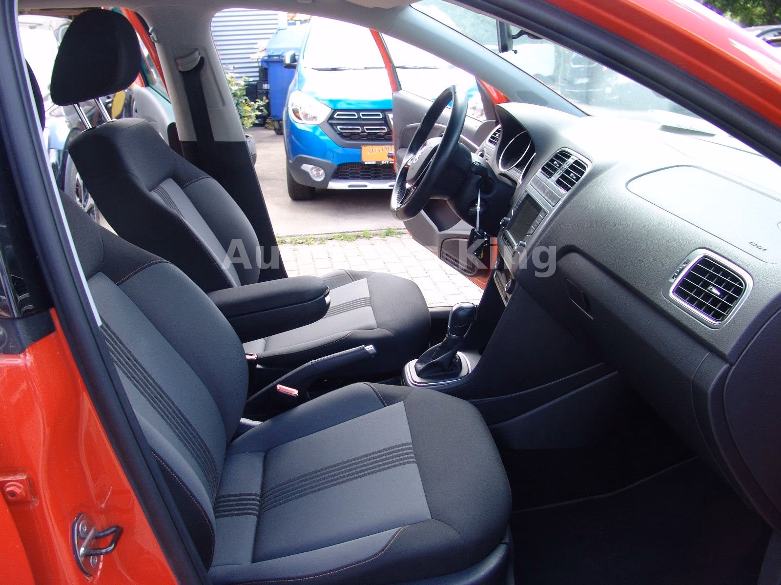 Volkswagen Polo V Allstar -4tür/AUTOM/NAVI