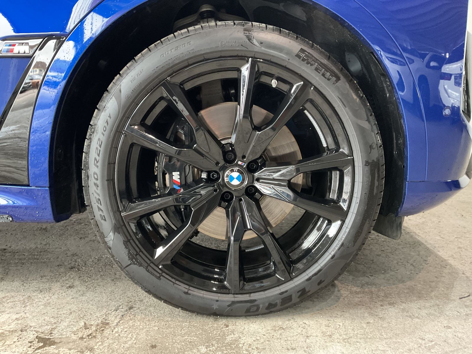 Fahrzeugabbildung BMW X7 M60i Panorama Glasdach Sky-Lounge | Sitzbelüf
