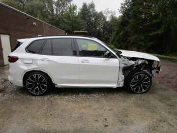 صورة 6 لـ 2023 BMW X5 M