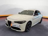 Alfa Romeo Giulia Veloce 2.0 Turbo AT8 Q4 HARMAN KARDON MEM - Alfa Romeo Giulia in Duisburg