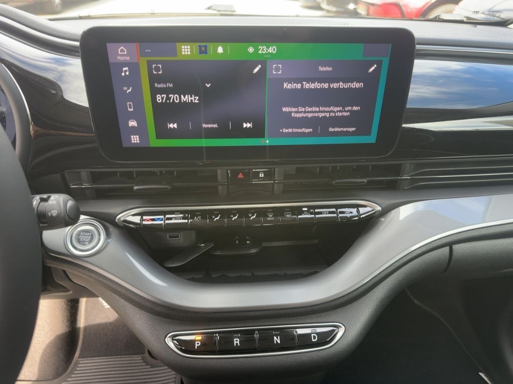 Fahrzeugabbildung Fiat 500e Elektro, 42kWh, Keyless, Android Auto/CarPl