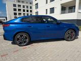 BMW iX2 xDrive30 - - BMW iX2: Blau