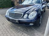 Mercedes-Benz E 220 E -Klasse Lim. E 220 CDI-Navi-Schiebedach - Mercedes-Benz E 220 aus 2002: Cdi