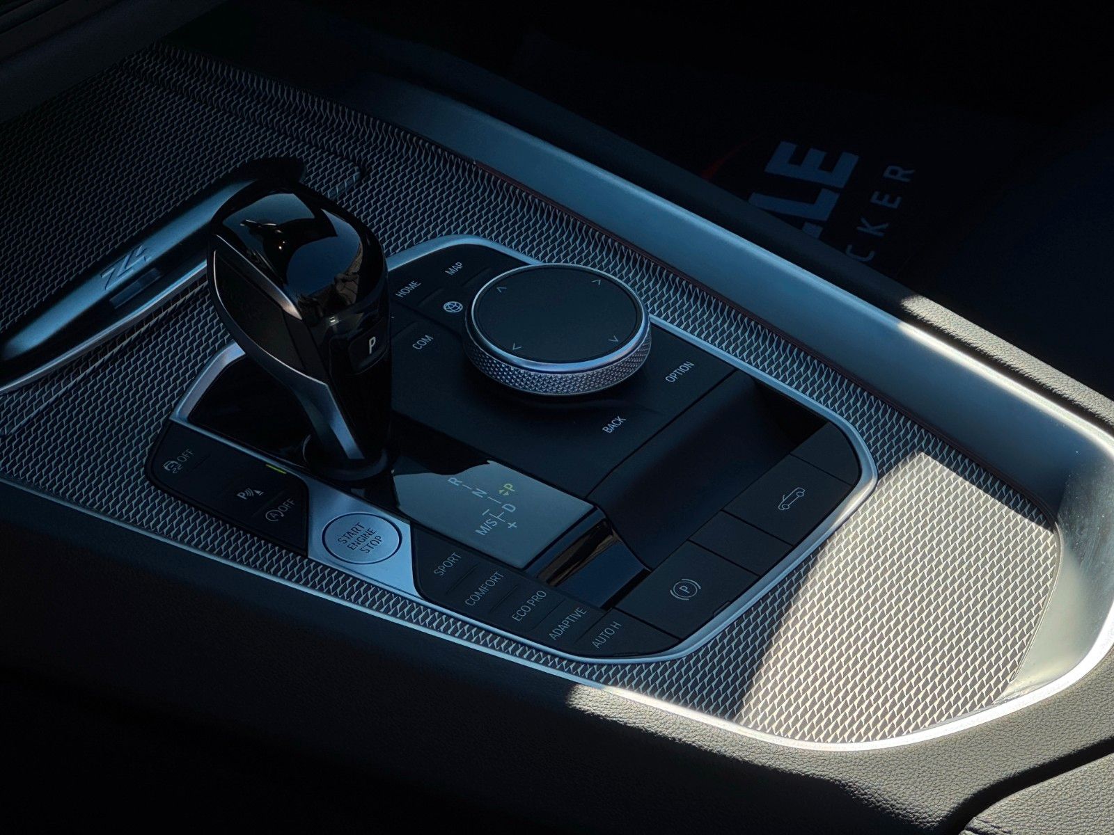 Fahrzeugabbildung BMW Z4 sDrive30i Roadster M Sport Shadow LC-Prof.