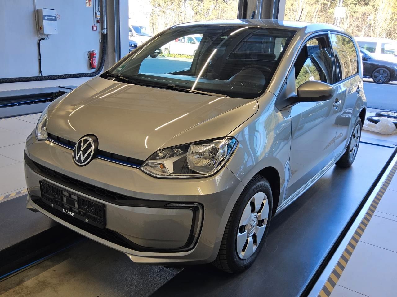 Volkswagen up! - Bild 2