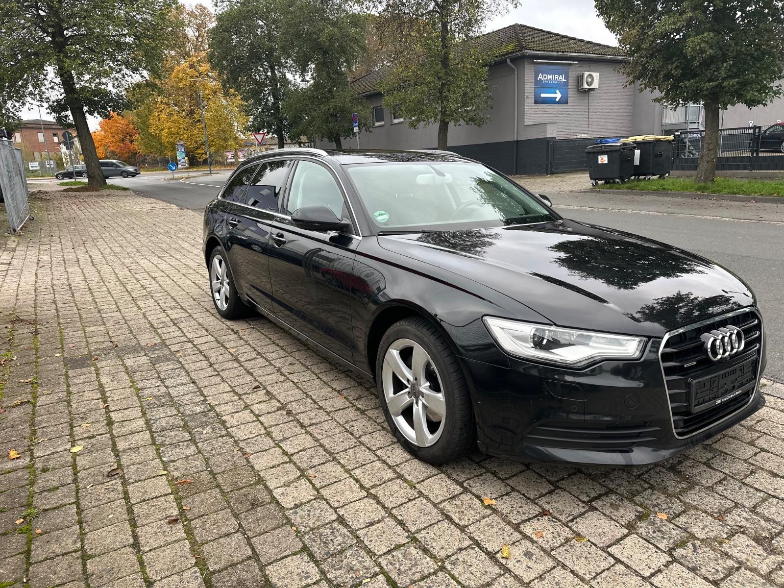 Audi Quattro 2011 — rear view