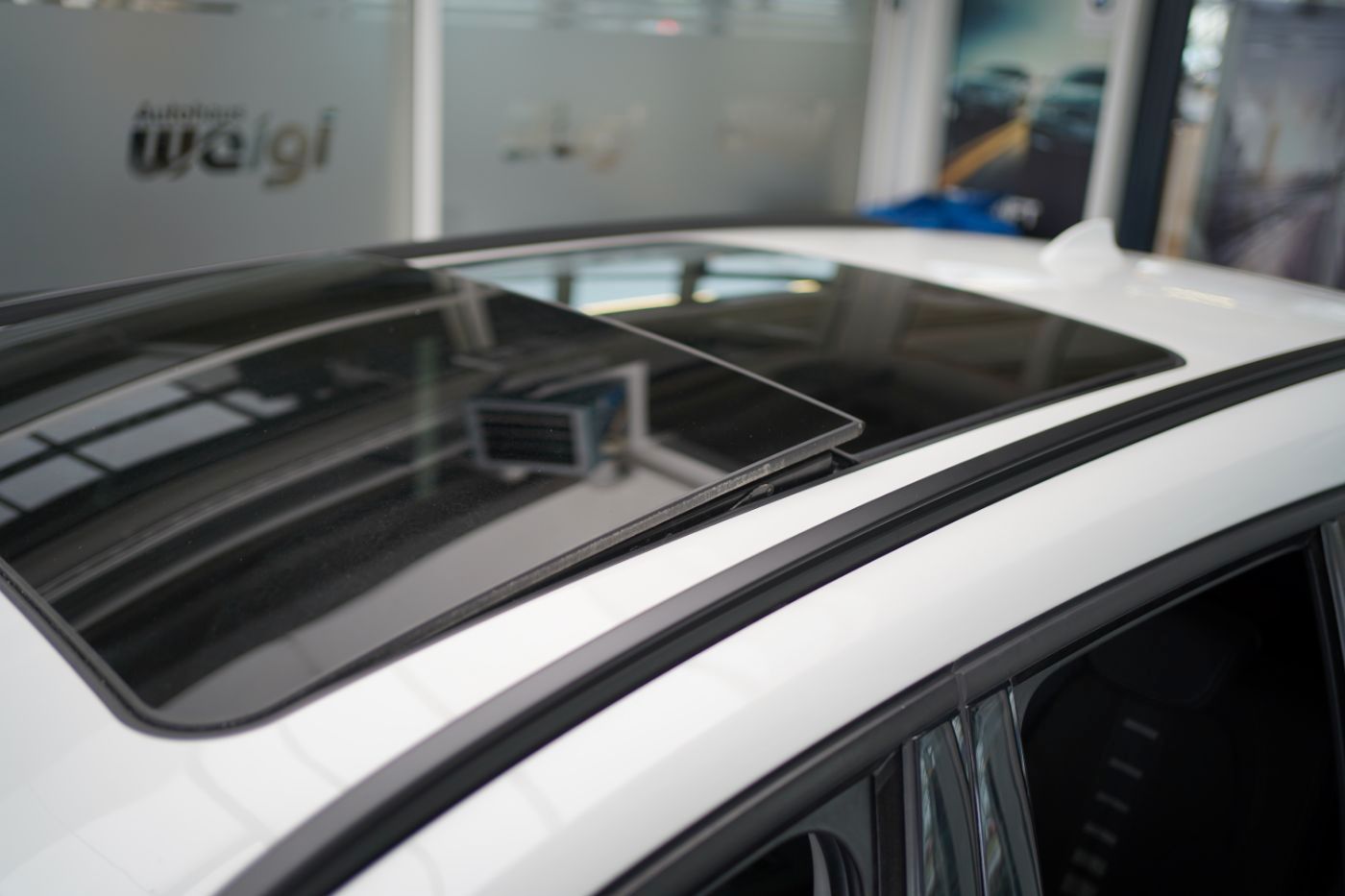 Fahrzeugabbildung BMW 216d Gran Tourer +Driving Assist+Parkassist+AHK+