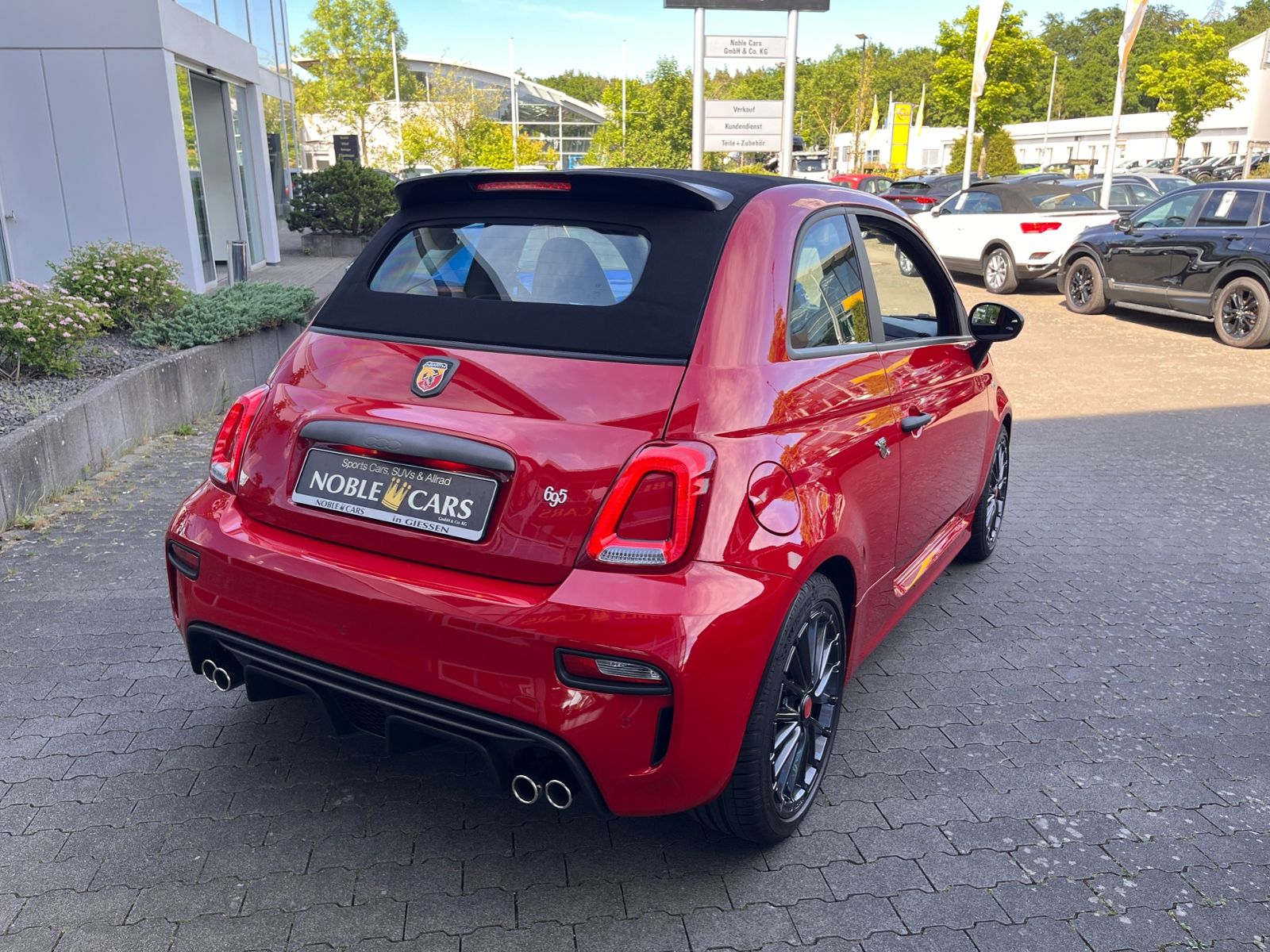 Fahrzeugabbildung Abarth 695C NUR 2.000KM!!! BEATS NAVI ALU