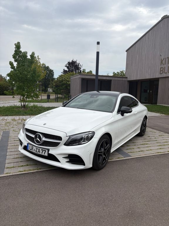 Image of Mercedes-Benz C 300