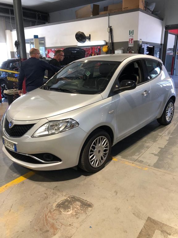 Image of Lancia Ypsilon