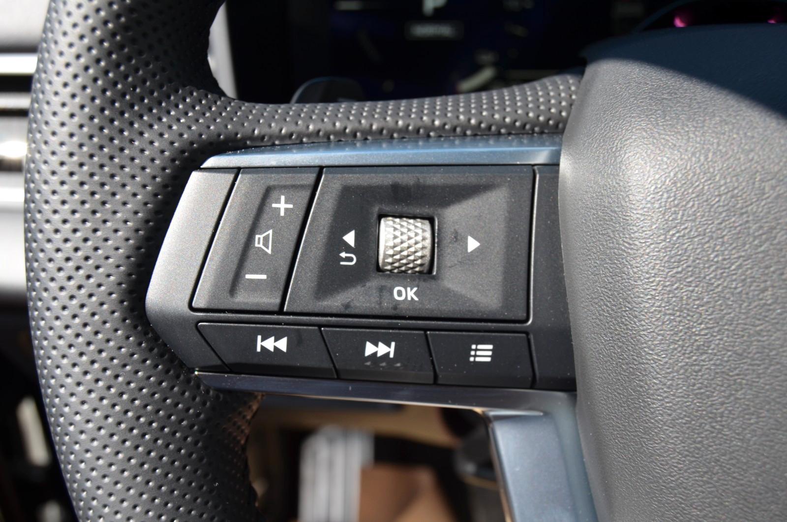 Mitsubishi Outlander 2.4 PHEV DIAMANT TOP AT 4WD LEDER MJ26