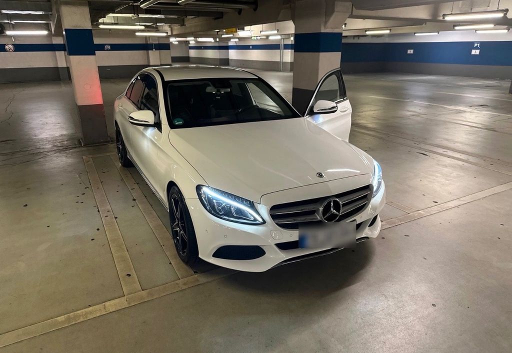 Image of Mercedes-Benz C 180