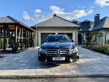 Mercedes-Benz E 300 T-Modell AMG-Line Navi Kamera Leder  Laser - gebrauchte Mercedes-Benz E 300 aus dem Jahr 2016
