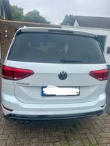 Volkswagen Touran 2.0 TDI SCR DSG Highline Highline - VW Touran Gebrauchtwagen in Osnabrück