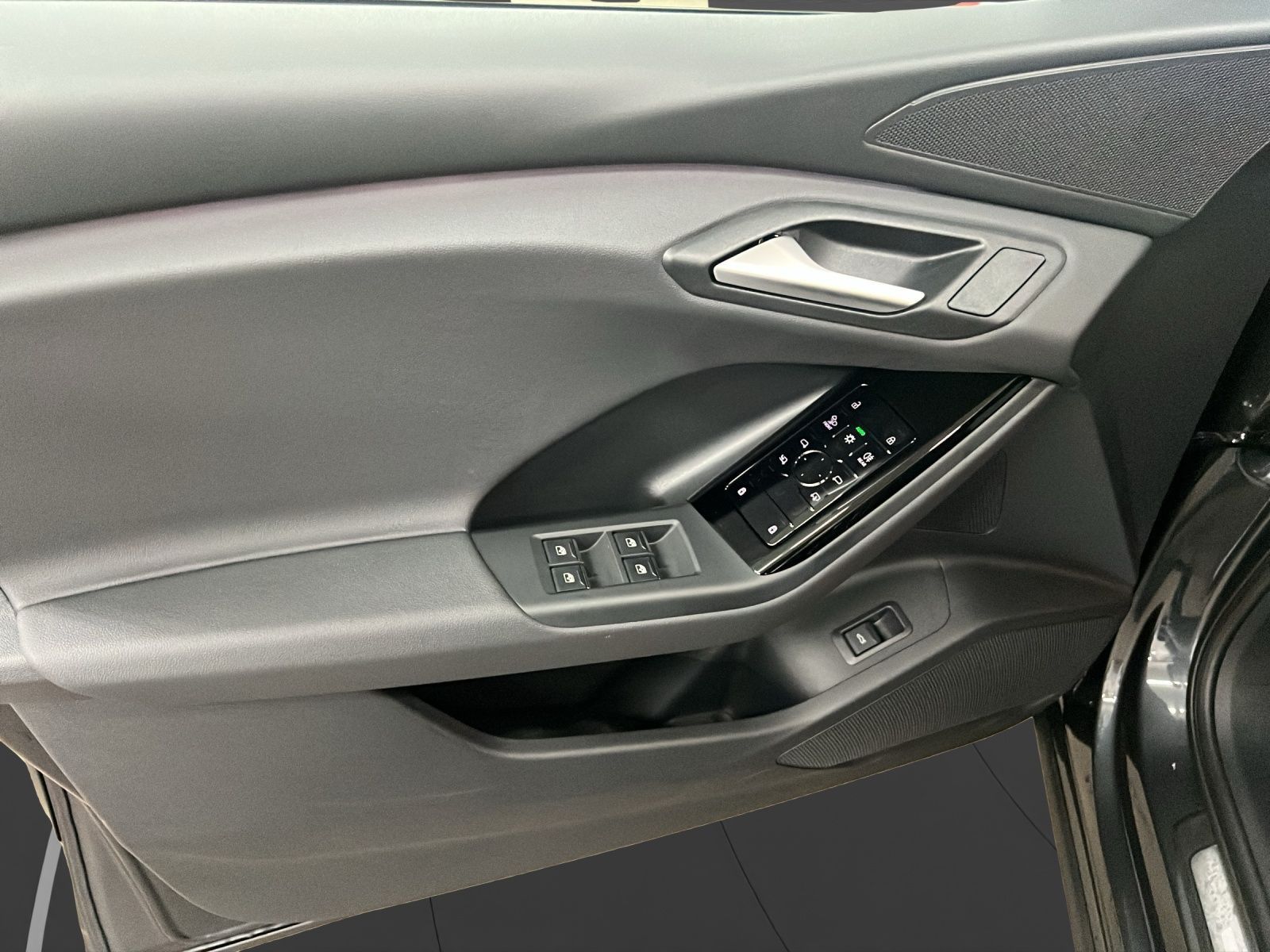 Audi Q6 e-tron - Bild 12