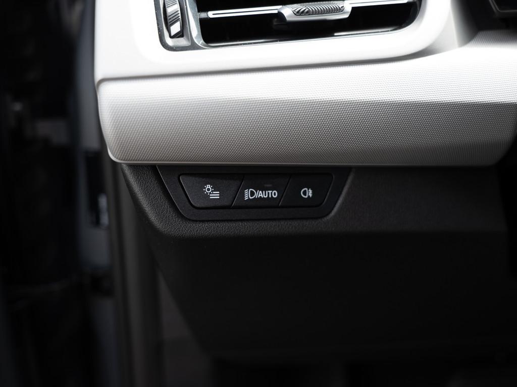BMW 220 Active Tourer AHK LED NAVI H/K KAMERA SHZ, миниатюра 25