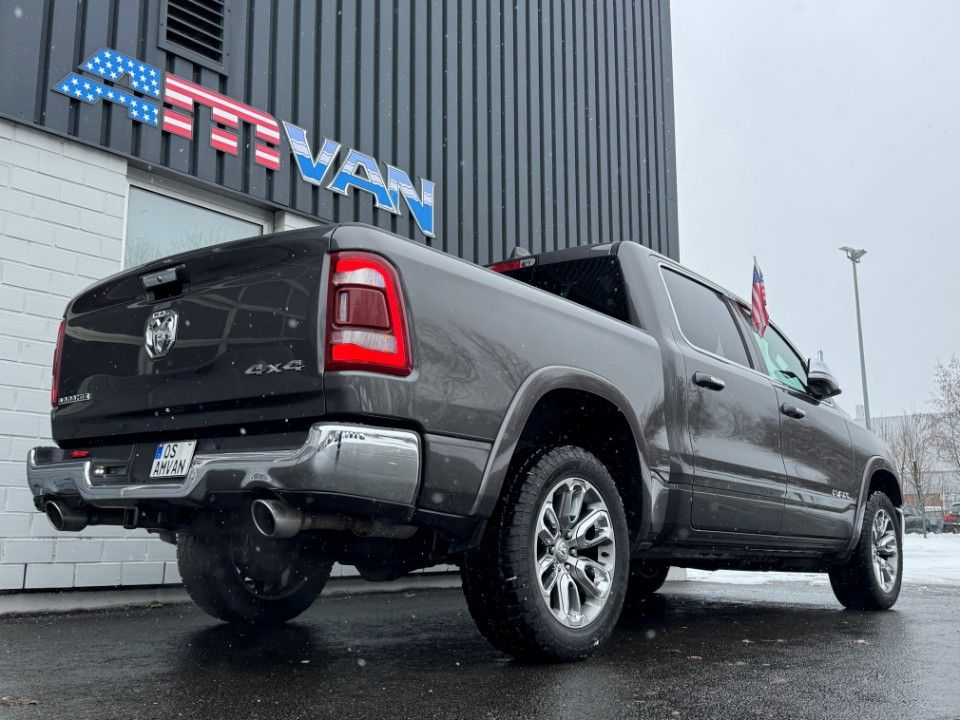 Fahrzeugabbildung Dodge RAM1500 CrewCab Laramie 5.7 HEMI 4x4 Panorama