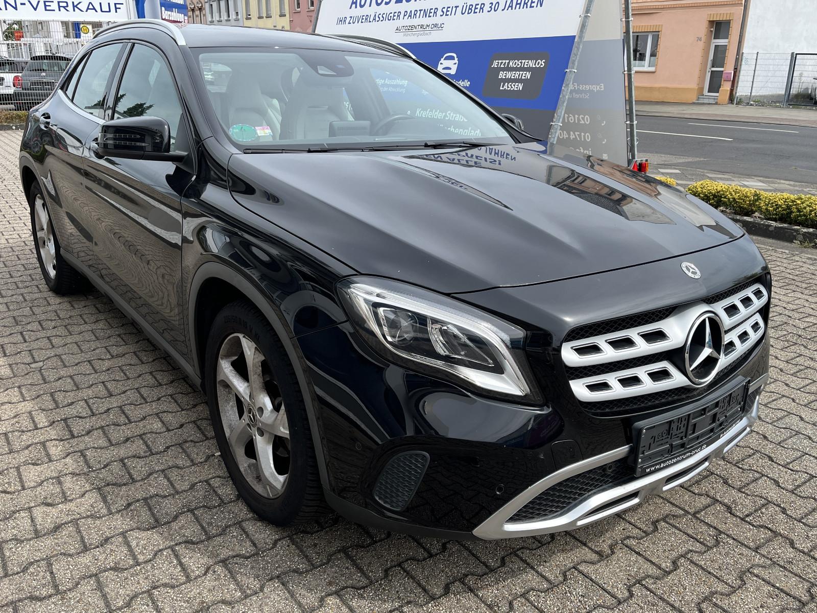 Mercedes-Benz GLA 180 Urban *LED*Navi*PDC*