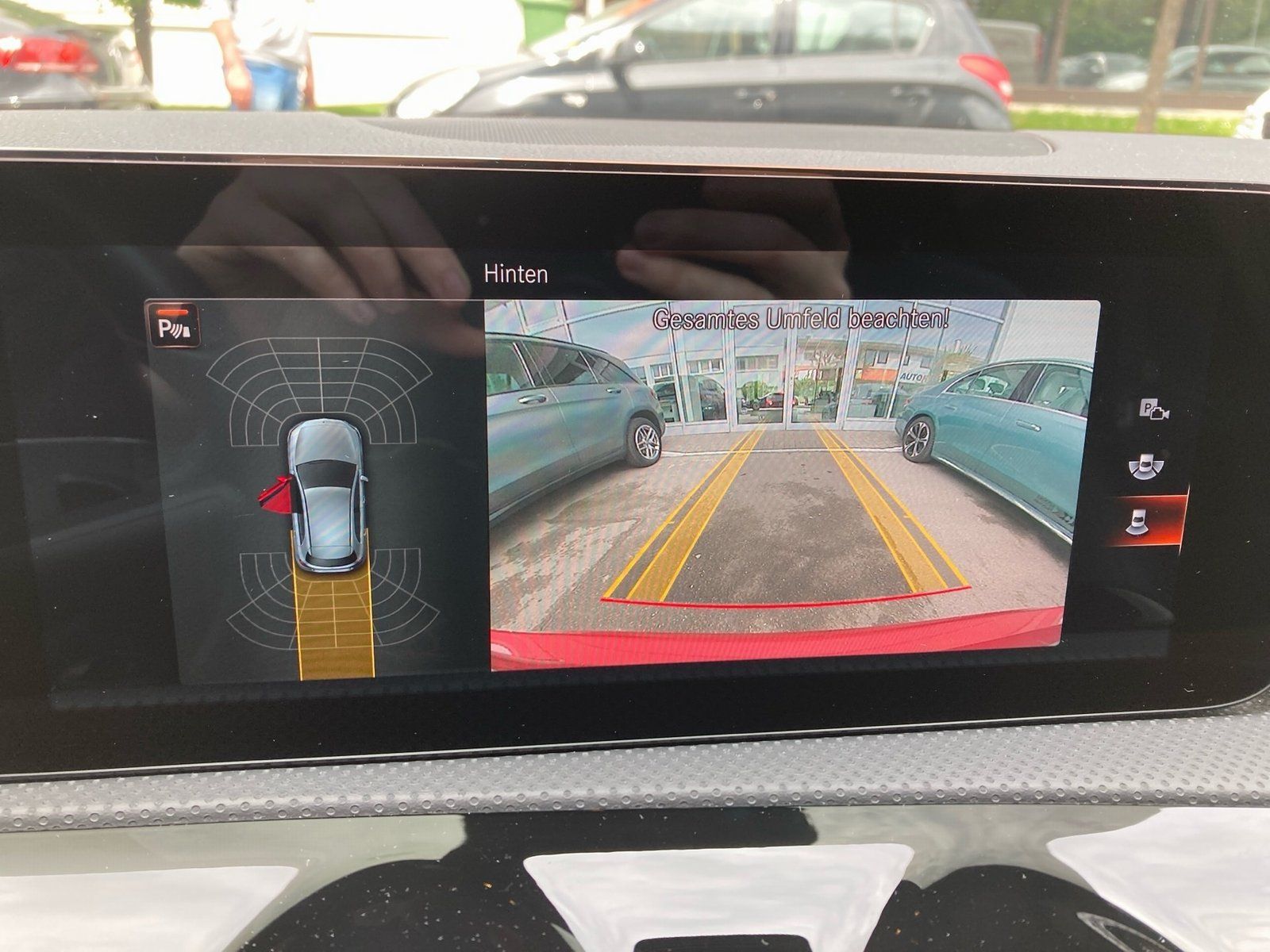 Fahrzeugabbildung Mercedes-Benz A 250 e Progressive*Panorama*LED*Kamera*MBUX-Hig