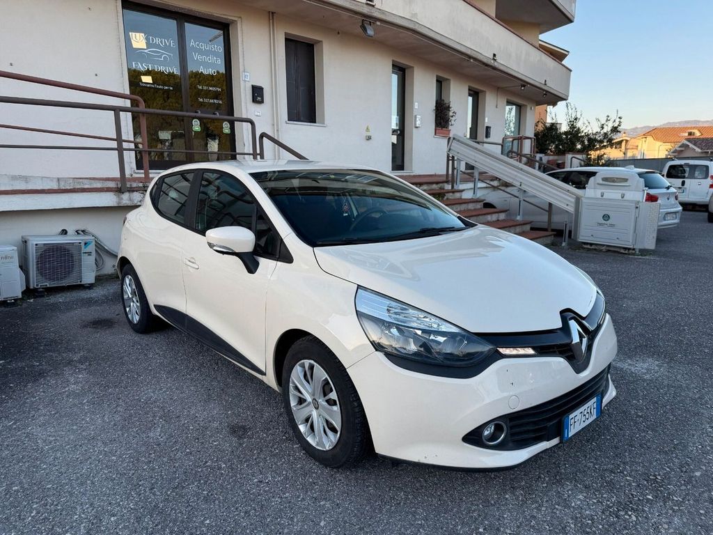 Image of Renault Clio