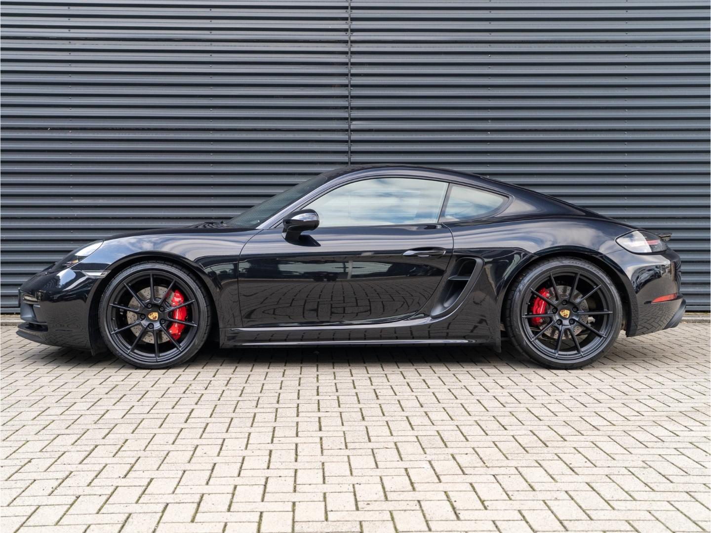 Porsche Cayman GTS 4.0 BOSE LED  Apple CarPlay uvm.
