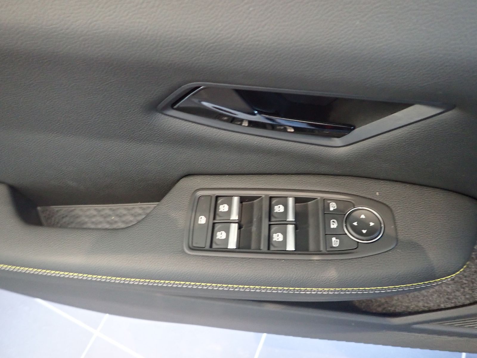 Fahrzeugabbildung Renault Megane E-Tech 60KW Techno 220 Comfort Range