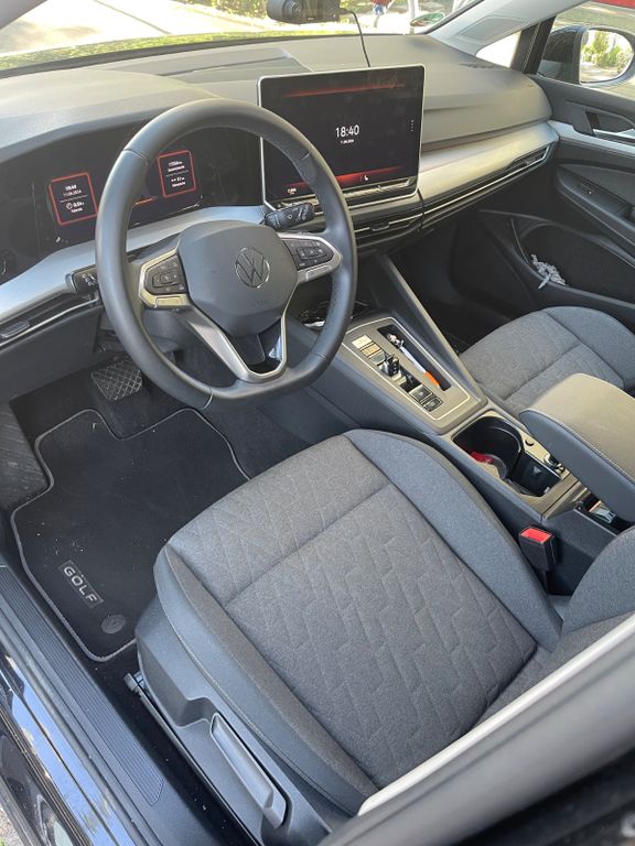 Image of Volkswagen Golf