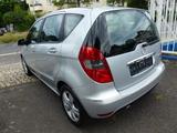 Mercedes-Benz A 160 AVANTGARDE Autom-Klima-erst 30.000KM Sitzh - Mercedes-Benz A 160 Gebrauchtwagen in Berlin