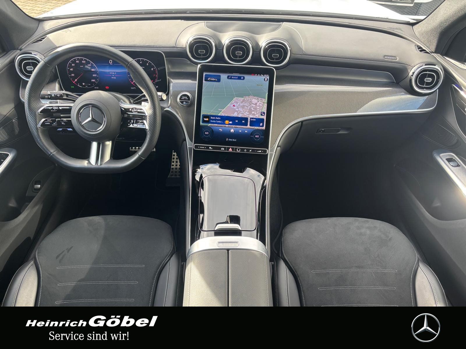 Fahrzeugabbildung Mercedes-Benz GLC 200 4M AMG*AHK*WINTER-PAKET*AMBIENTEBEL*