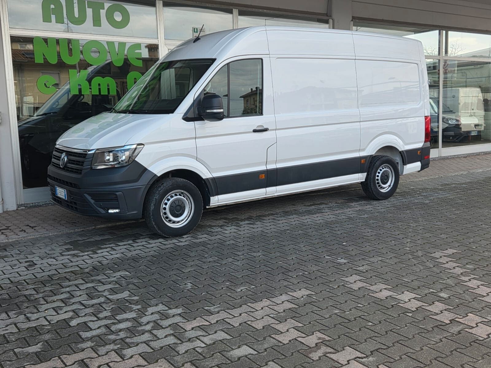 Volkswagen Crafter - 1