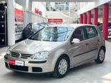 Volkswagen Golf V 1.6 Lim. 5-trg. Trendline AHK Klimaaut - Volkswagen Golf aus 2004: 1.6