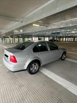 Volkswagen VW Bora 1.6 1999, 149.000, zZ kein TÜV - scheckheftgepflegte VW Bora