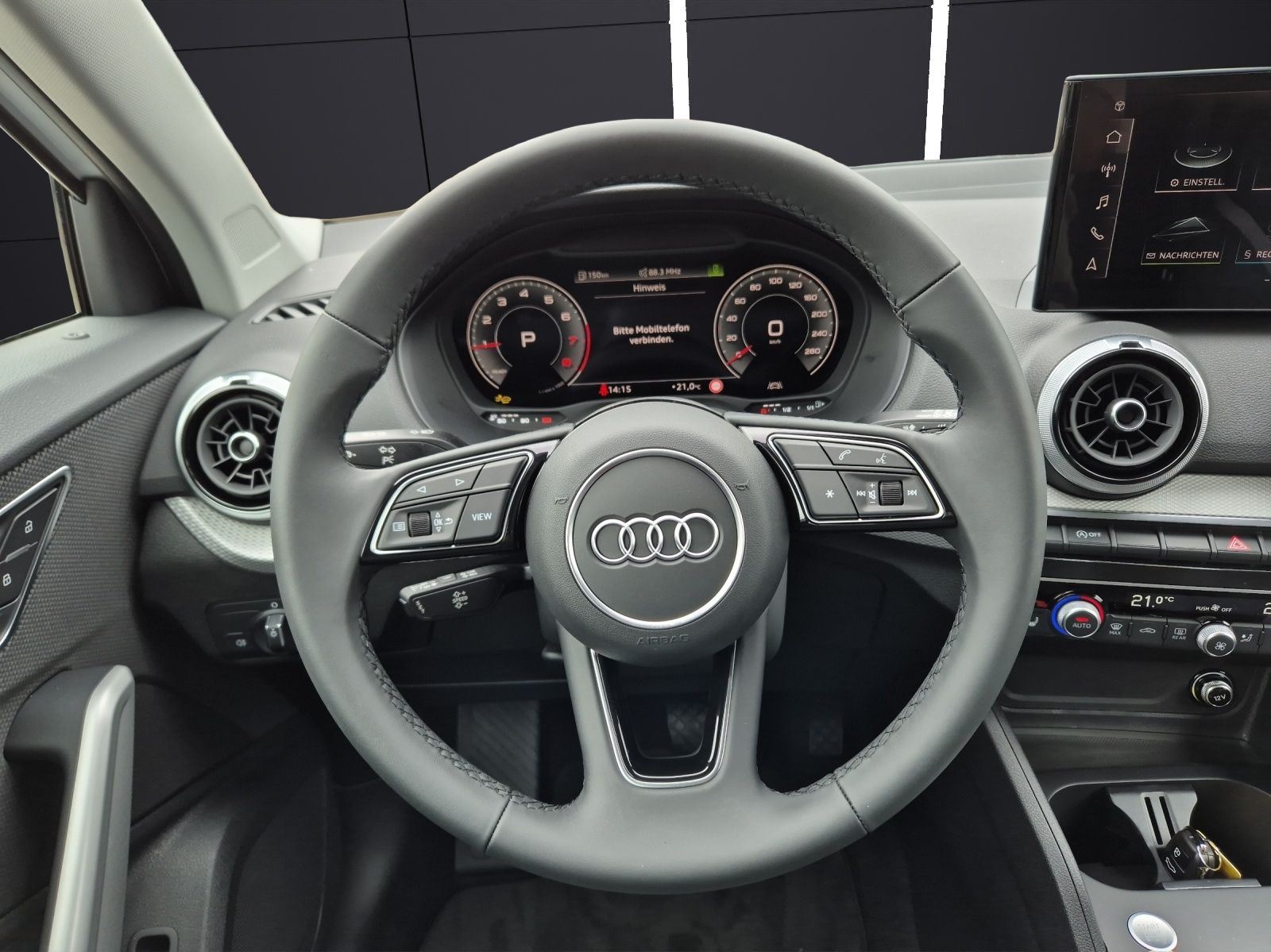 Fahrzeugabbildung Audi Q2 35 TFSI advanced S-tronic LED AVC GRA PDC SH
