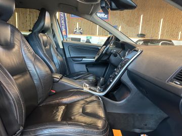 Volvo XC 60 R-Design AWD